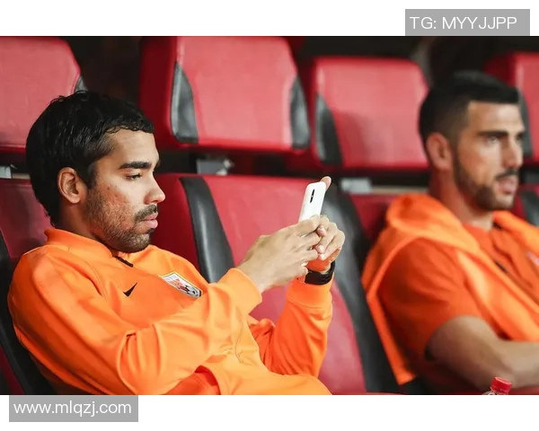 亚自由与飓风队的巅峰对决谁能在这场比赛中笑到最后