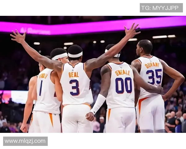 勇士与灰熊激战2017年最后一天直播回顾与精彩瞬间分析