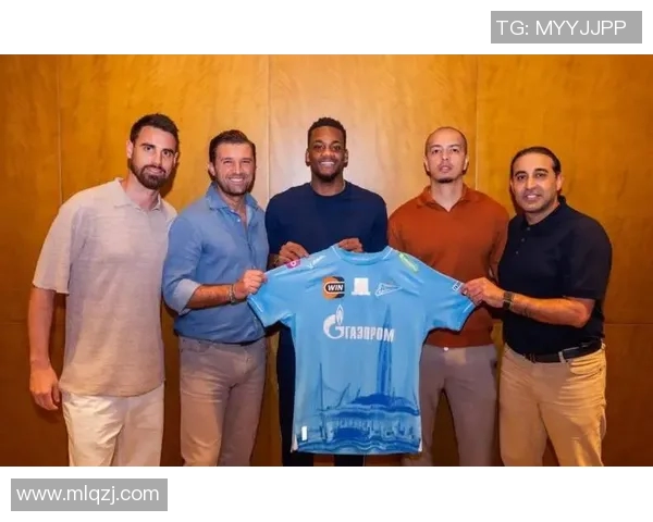 泽尼特与斯拉维亚激战正酣谁将赢得这场巅峰对决 泽尼特与斯拉维亚激战正酣谁将赢得这场巅峰对决