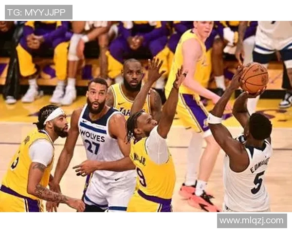 湖人对决篮网精彩图文直播全程回顾与分析 湖人对决篮网精彩图文直播全程回顾与分析