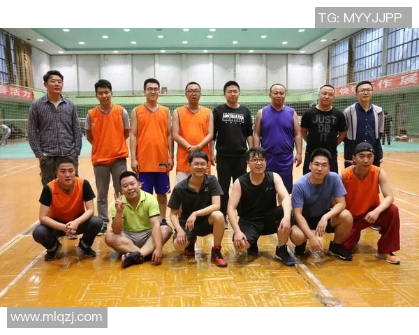 重庆篮球队的精神探源与团队意识深度剖析 重庆篮球队的精神探源与团队意识深度剖析