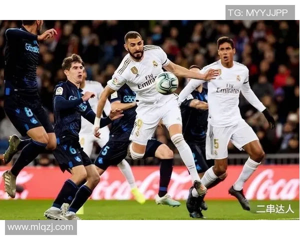 阿尔克马尔与皇家社会的激烈对决揭示足球战术的魅力与挑战