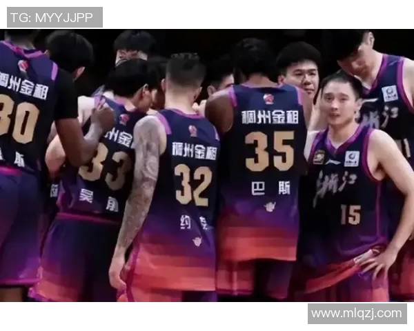 2018年辽宁与新疆激战回顾精彩比赛录像全程回放与分析