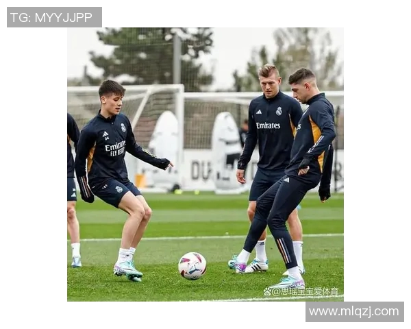 克罗斯在足球世界的传奇之路与他对球队的深远影响分析