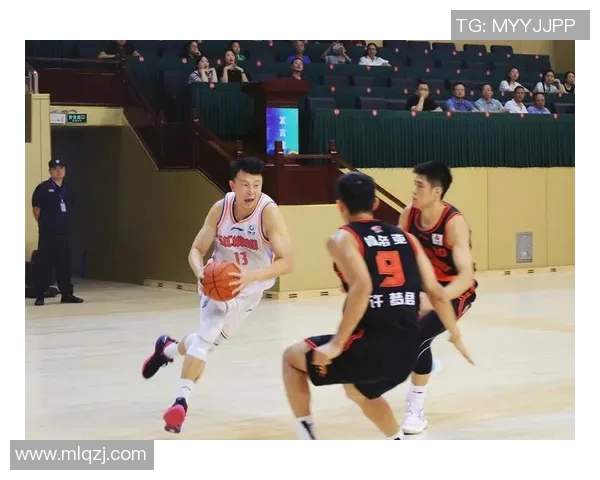 北京队与厂州队的CBA对决精彩纷呈谁将赢得这场篮球盛宴